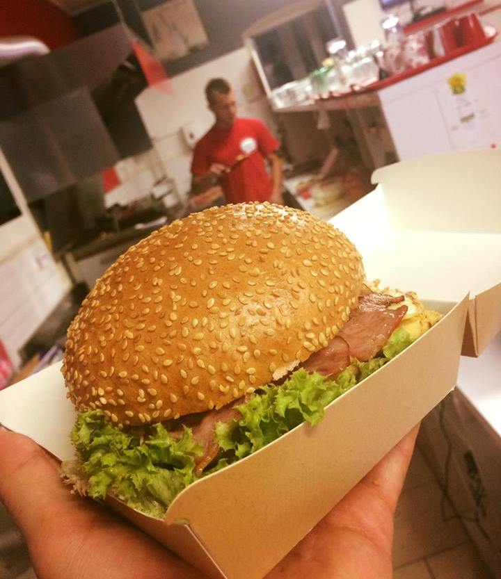 Hollywood-burger-ProMenu