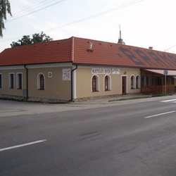 Reštaurácia Matulúv Dvúr
